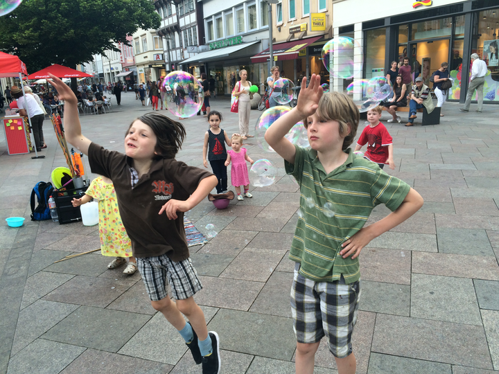 kids with bubbles